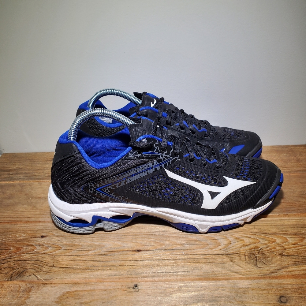 Mizuno Wave Lightning Z5 Women's Indoor Court Volleyball Shoes Size 8.5